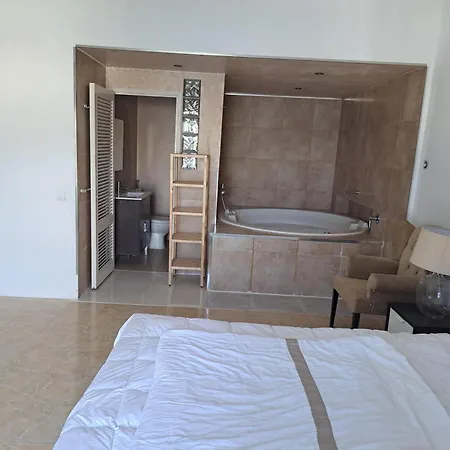 호스텔 Huge Penthouse With Private Shared Terrace And Kitchen Views 마르베야