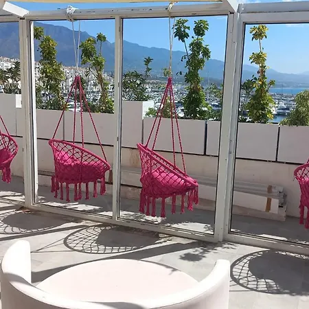 Huge Penthouse With Private Shared Terrace And Kitchen Views Hostel *