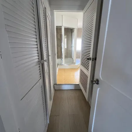 호스텔 Huge Penthouse With Private Shared Terrace And Kitchen Views 마르베야