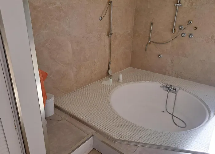 Huge Penthouse With Private Shared Terrace And Kitchen Views Marbellac