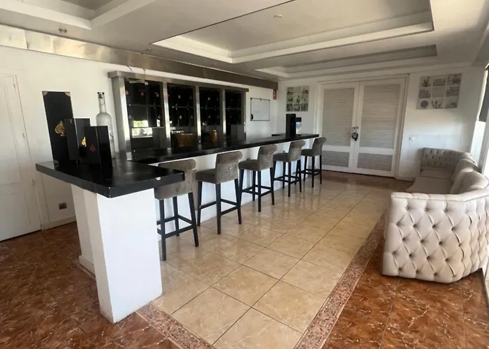 Huge Penthouse With Private Shared Terrace And Kitchen Views Marbellac